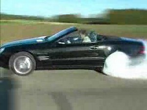 Mercedes Benz SL55 AMG Burnout