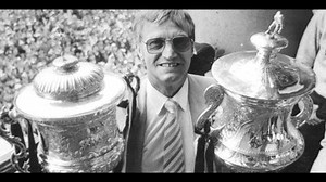 2.9K views · 101 reactions | From our Invincibles season in 1978/79, to our first Challenge Cup success in over sixty years in 1982 - Arthur was a one of a kind coach. Former head coach Arthur Bunting is the 31st member of the Hull FC Hall of Fame!  (欄: arcmaster.uk.com) ⚫️⚪️ #COYH | Hull FC - Official Facebook Page | Facebook