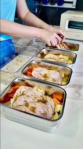 🍗 Everyday Herb-Roasted Chicken Thighs with Potatoes