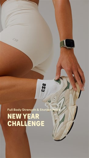 Full Body Strength with Coach @annabelleronnfeldt 🔥 Straight from our New Year Challenge, this is for the gym girlies who want to improve performance and get a taste of hyrox-inspired training. 📌 Save & share this workout with your training partner! Workout Details: 👉 Station 1: - 300m Run - 20x Wall Balls - AMRAP Hand Release Push-ups 👉 Station 2: - 300m Run or 300m Row/Ski Erg - 20x Burpee to Plate - AMRAP Butterfly Sit-ups 👉 Station 3: - 300m Run - 20x Dumbbell Walking Lunge - AMRAP Over