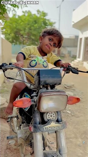 😂 When Mom and Dad are asleep… disaster strikes! #shortvideo