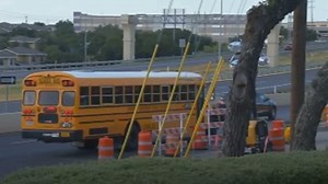 Parents worry about school bus stop located along Loop 1604