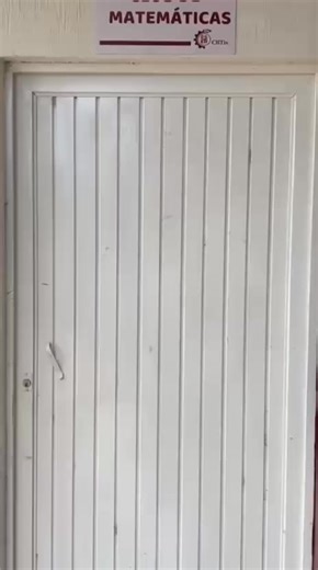 En el Club de Matemáticas del CBTis 65 desarrollamos habilidades para resolver problemas, participar en concursos y disfrutar del razonamiento matemático. Si te gustan los retos, los números y trabajar en equipo, ¡este es tu lugar! Forma parte del club y lleva tu talento al siguiente nivel ✨ | CBTis 65 Irapuato