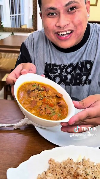 kakaibang mga pagkain ang matitikman nyo dito sa Nanang’s restaurant & cafe na located dito sa Marikina City #kuyscharlieboi