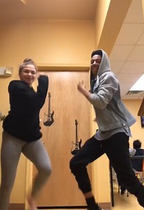 Bestie Dance Challenge – Make This a Trend!