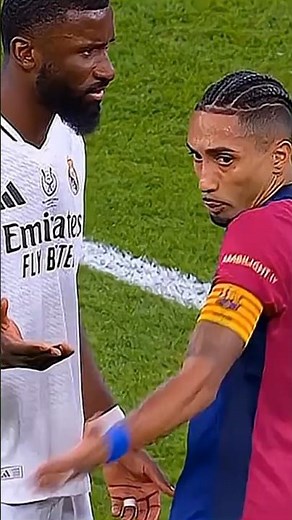 Robert Lewandowski Goal Scoring Skills