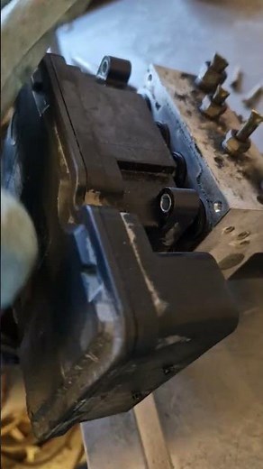 C2116 Pump motor voltage low problem solved.