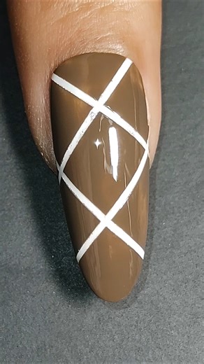 Easy Nail Art 💅 #shorts #trending #nailart #shortsfeed