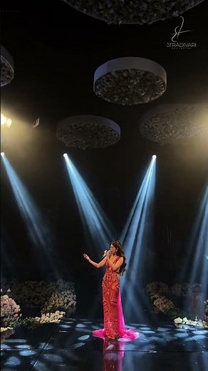 Hai Kuo Tian Kong 《海阔天空》| Helen Huang with Stradivari Orchestra #mandarin