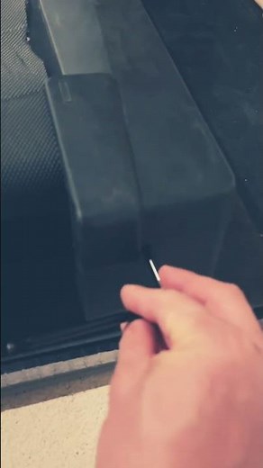 EASY FIX short- Nordictrack Treadmill motor repair - step 1: release belt tension (full vid below)