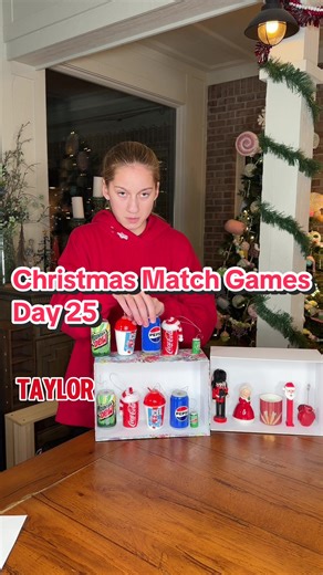 31 days of Christmas Match Games! Day 25 = 25 items! Who will be the fastest in this Christmas Day match game??? Merry Christmas everyone!! #familygamenight #familyfun #christmasgames #holidaygames #matchgame