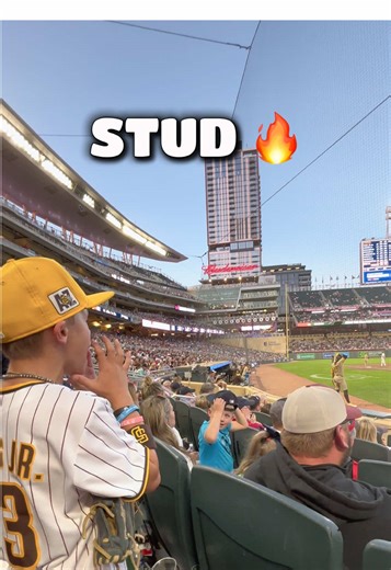 Hey Tatis 🎉 #birthdayparty #mom #padres #mlb | throwing my mom a birthday party