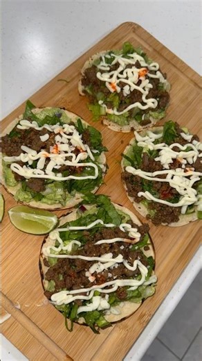 🌮 Simple & Delicious Homemade Tostada!