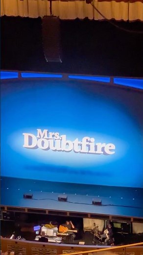 Mrs. Doubtfire Musical In Vegas 🎶