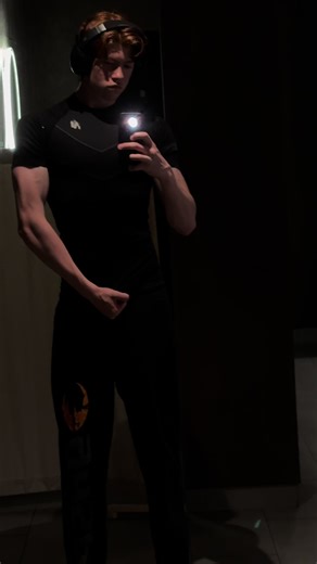 2010 Trained By JP Gym Physique Tips