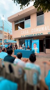 Alborada 2 ya tiene calles asfaltadas, ahora sigue la restauración de su Casa Comunal, así lo ofreció el alcalde Darío Macas. | Cardenal EC
