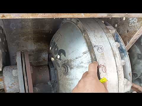 Fluid coupling oil level checking at 45 degree angle