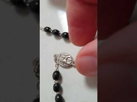 Seven Sorrows Rosary and How to Pray it