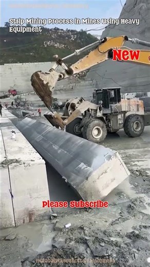 Strip Mining Process in Mines Using Heavy Equipment ⛏️🚜 #Shorts