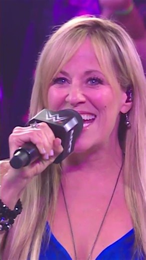 Lilian Garcia is in the house tonight! 🎤🙌 #WWENXT