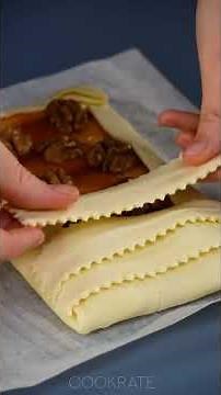 A family favorite! A puff pastry dessert in just 10 minutes.