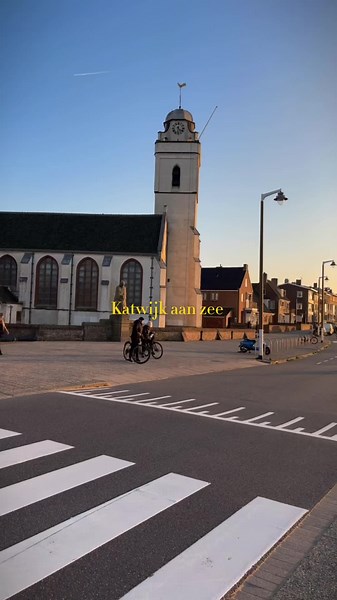 Ontdek Katwijk: Het Mooiste Strand van de Nederlandse Kust
