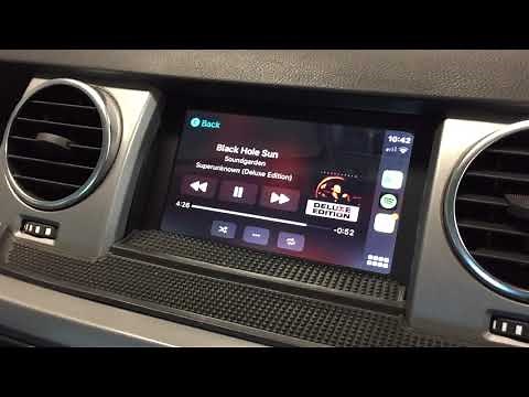 Apple CarPlay and Android Auto in Land Rover Discovery 3