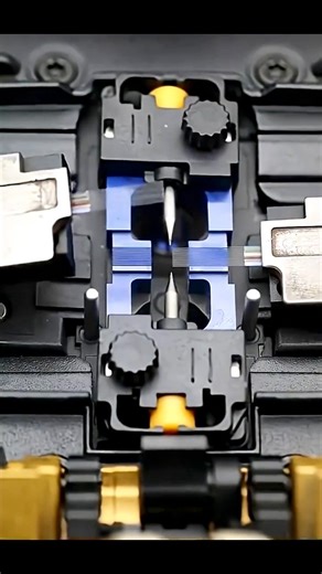 How do Using a 12 Core Ribbon Fiber Stripping and Splicing #ribbon #fiber #opticalchallenge | ROAD LIFE