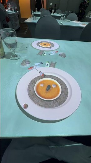 Le Petit Chef experience - cool setting and good food