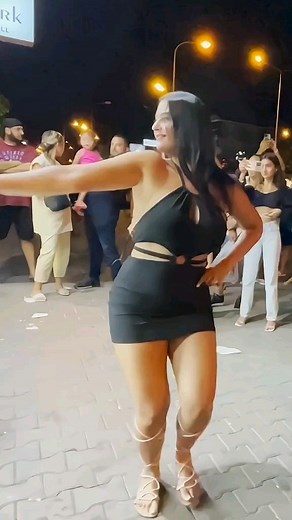 Turkmusiqq Turkmusiqq on Instagram: "❤️❤️💙💙😍😍"