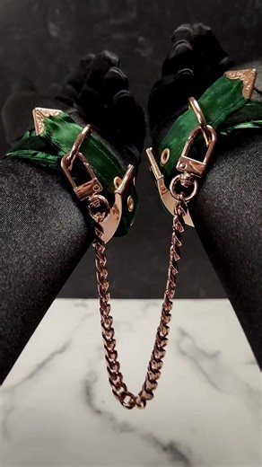 bound in luxury ⛓️