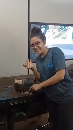 Cortando motor de Betoneira 2cv . . . . . . . . . . . . . . . . . . . . . . . . . . . . . . . #motor #potencia #oficina #manutenção | Graxinha
