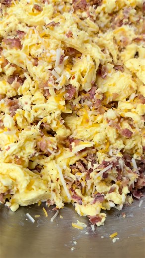 Take a break to make the Millennial kolache with us. It’s got fresh avocado, scrambled eggs, bacon, and cheddar cheese. | Kolache Factory