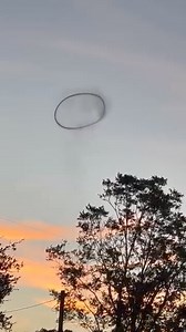 What caused black ring seen in the sky over Texas? Several Pearland residents took to social media to report a sinister-looking black ring of what appeared to be smoke floating above neighborhoods as the Sun sank in the sky: https://trib.al/x35dj7J | Chron