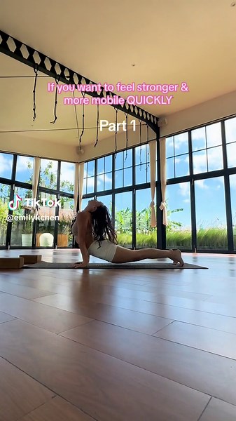 Part 1 Yoga teachers dont gate keep 🫢 #yoga #yogaflow | spinal waves