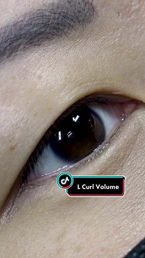 L curl all the way for my client today! #lostartistrylash #lash #lashes #foryou