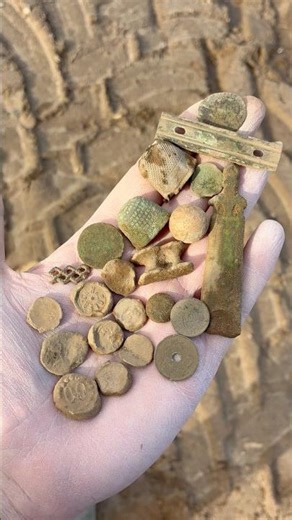 ⚜️Medieval Relic Hunting Part 2 ⚜️ #metaldetecting #treasure #coin #ww2 #history #viral #archeology