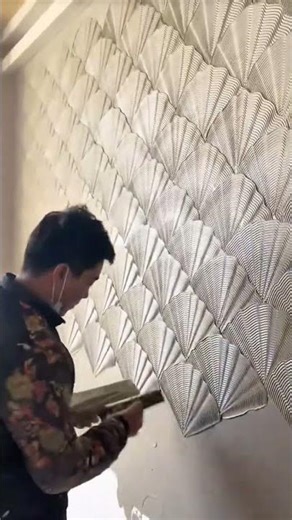 Creating Wall Textures Using Scrapers For Professional Detailed Creative Construction Jobs