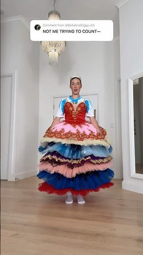 Can you count how many Tutus? 😱🩰