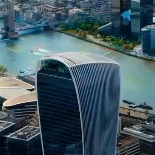 Exploring Tails the Fox: Nostalgia and Arc Updates