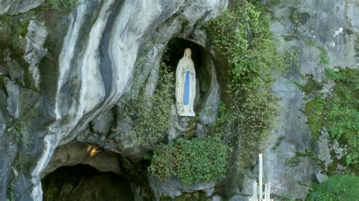 Rosary from Lourdes - December 28, 2025 The Rosary from the Grotto of Lourdes, at 3.00pm daily Submit your prayer intention https://www.lourdes-france.org/en/intention-priere/?p=Y Ask for a candle to be lit https://www.lourdes-france.org/en/cierge-en-ligne/?p=Y TV Lourdes - All the official broadcasts and reports from the Sanctuary of Our Lady of Lourdes (France) produced for the https://www.lourdes-france.com/en/ website and broadcast on TV Lourdes. Sign up to the Letter of the Friends of Lourd