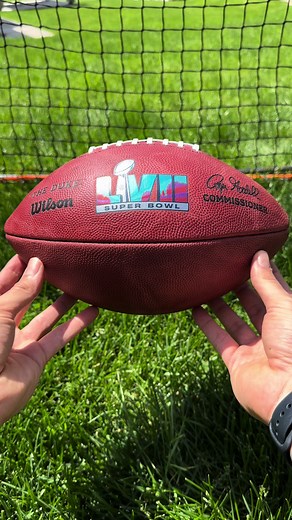 How to professionally mud/game prep a Leather NFL 🏈 🧼🧽 ##foryou##football