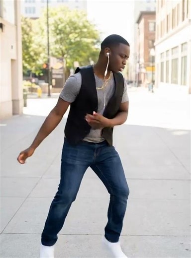 I FINALLY LEARNED HOW TO MOONWALK… HEHE!