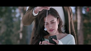 Woh pyaar hi kya, jis par haq kisi aur ka ho? Teaser out now! #TujheBhoolnaTohChaaha is releasing on 31st March, 11 AM! Stay tuned: http://bit.ly/TujheBhoolnaTohChaaha-Teaser #tseries T-Series #BhushanKumar Samreen Kaur #AbhishekSingh Rochak Kohli Manoj Muntashir Ashish Panda | Jubin Nautiyal