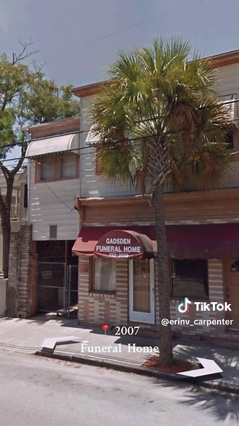 Charleston is ever-changing so thanks to Google maps for giving us a look back in time 💫I’ve only lived here for a few years, so I’m fascinated by the histories of places I love • • • • • #renovation #charleston #historiccity #thenvsnow #historicplaces #fyp