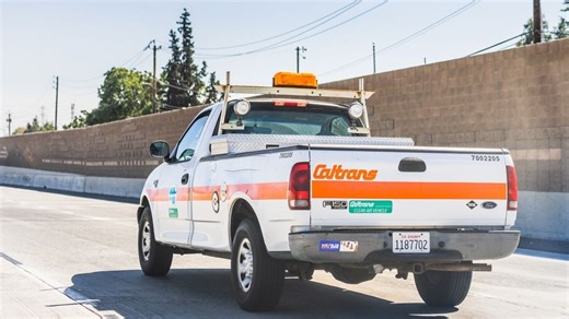 Highway 58 reopens at Bear Mountain Boulevard after broken-down semi delay