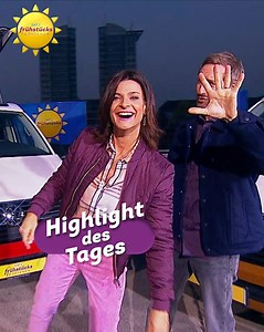 37K views · 594 reactions | Manchmal können Tonprobleme auch sehr lustig sein! Daniel, Marlene und Lukas machen aus der Panne eine kleine Grid-Girl-Vorstellung.  #highlight #clip #ffs #moderatoren | SAT.1 Frühstücksfernsehen | Facebook