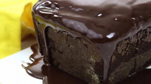 1.1M views · 150 reactions | You'll be hooked from your very first bite of this fudgy *Chocolate Sour Cream Pound Cake!* Get the recipe here: https://www.melissassouthernstylekitchen.com/chocolate-sour-cream-pound-cake/ | Melissa's Southern Style Kitchen | Facebook