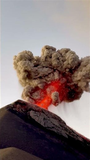 Volcán de Fuego Erupts Violently in Guatemala