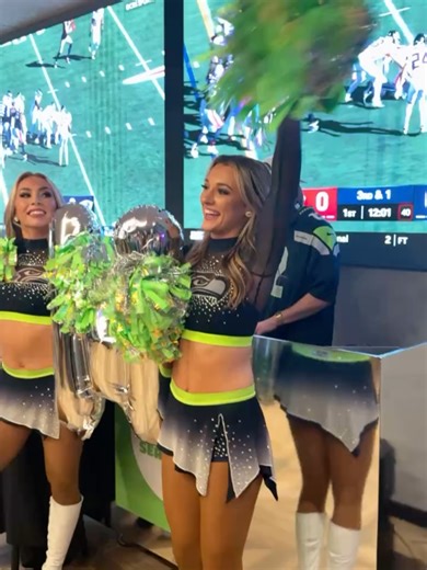 Seahawks Dancers on Reels